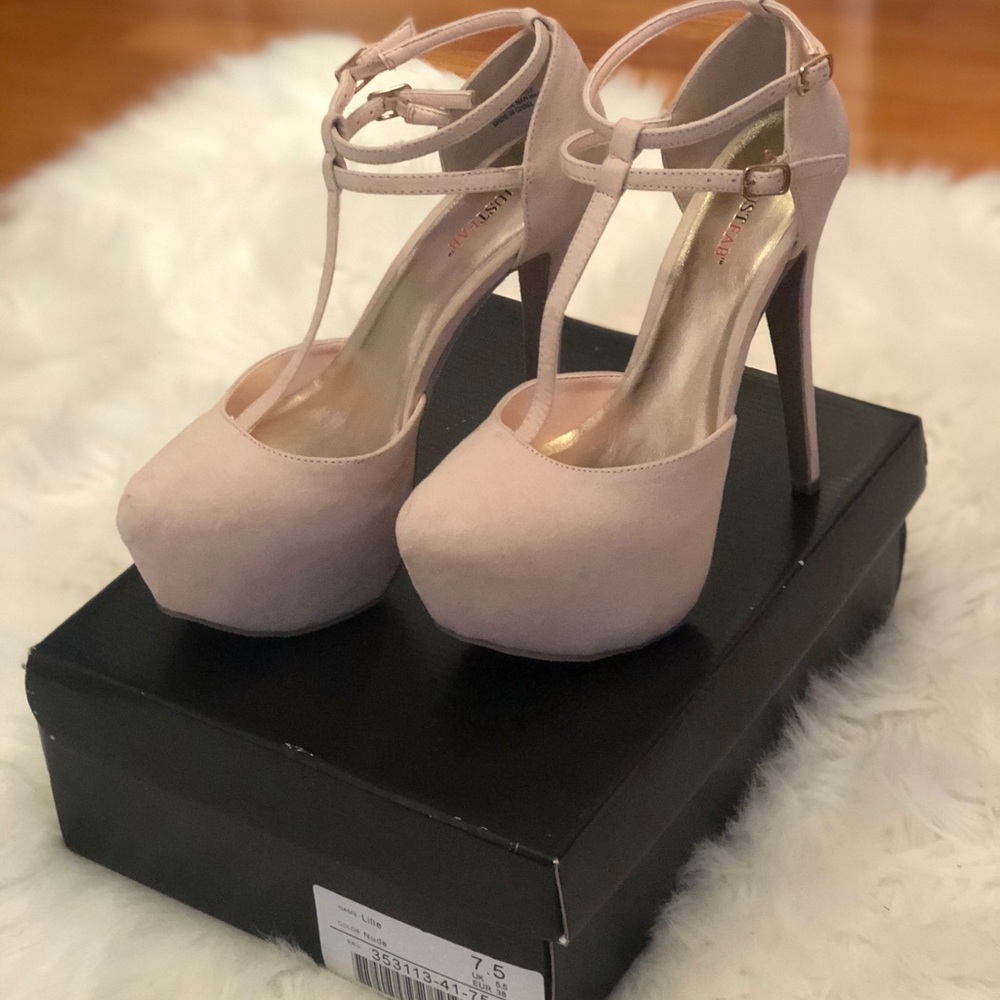 Just Fab strappy heels, dusty pink/beige